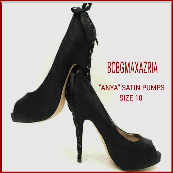 BCBGMAXAZRIA Shoes - BCBGMAXAZRIA "ANYA" SATIN RIBBON TIE SIZE 10